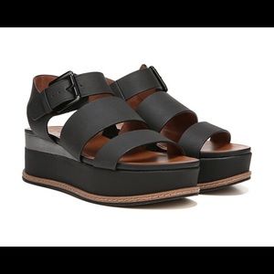 Naturalizer Billie black leather